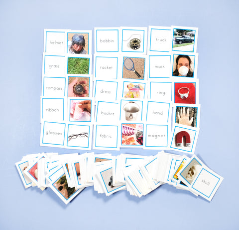 BLUE WORD CARDS WITH PICTURES